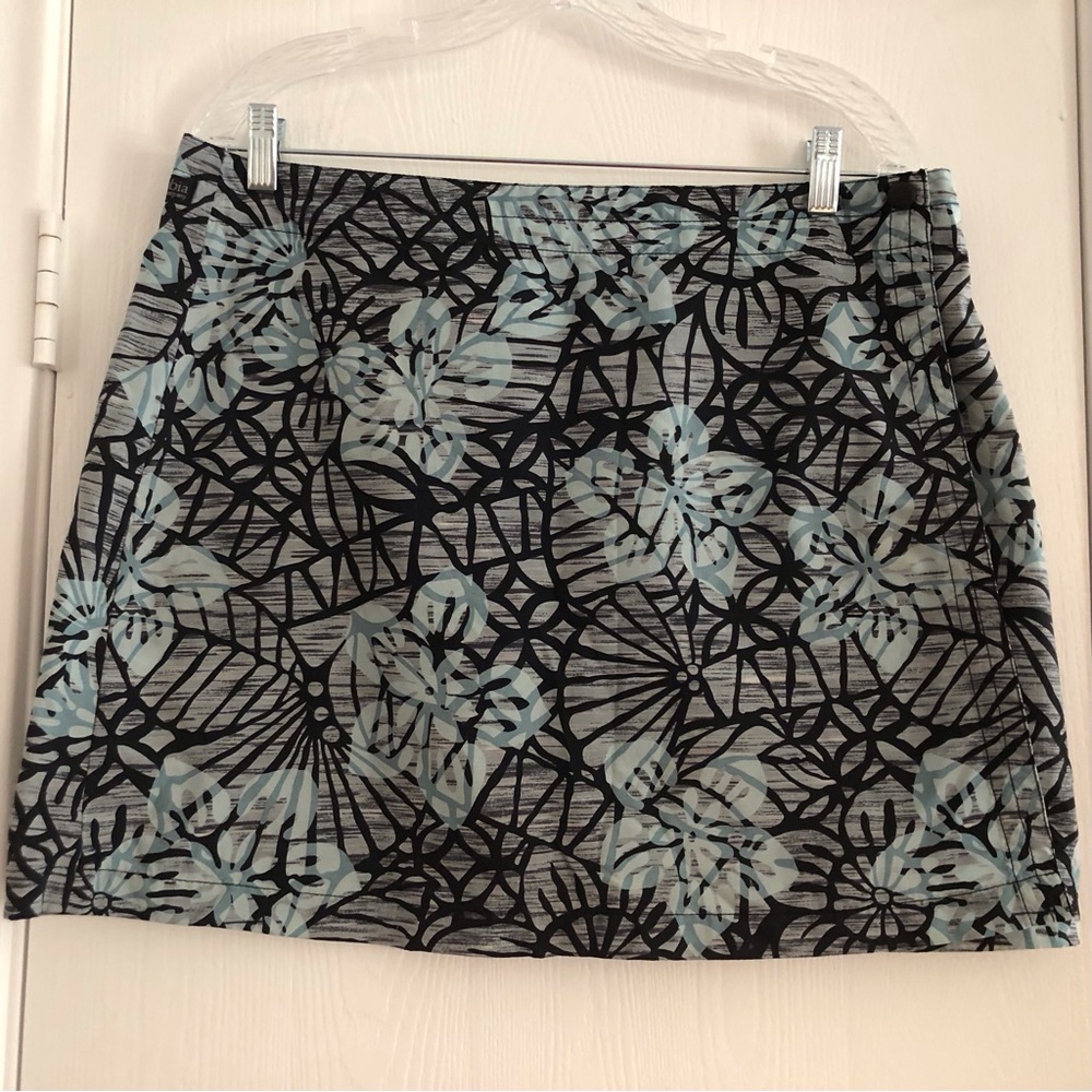 EUC Columbia wrap skirt